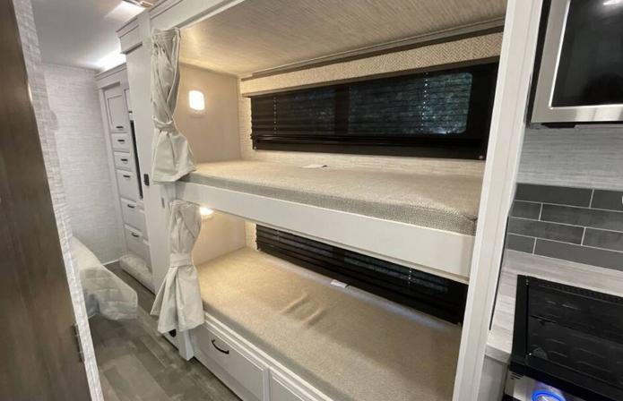 2025 Jayco REDHAWK 31F