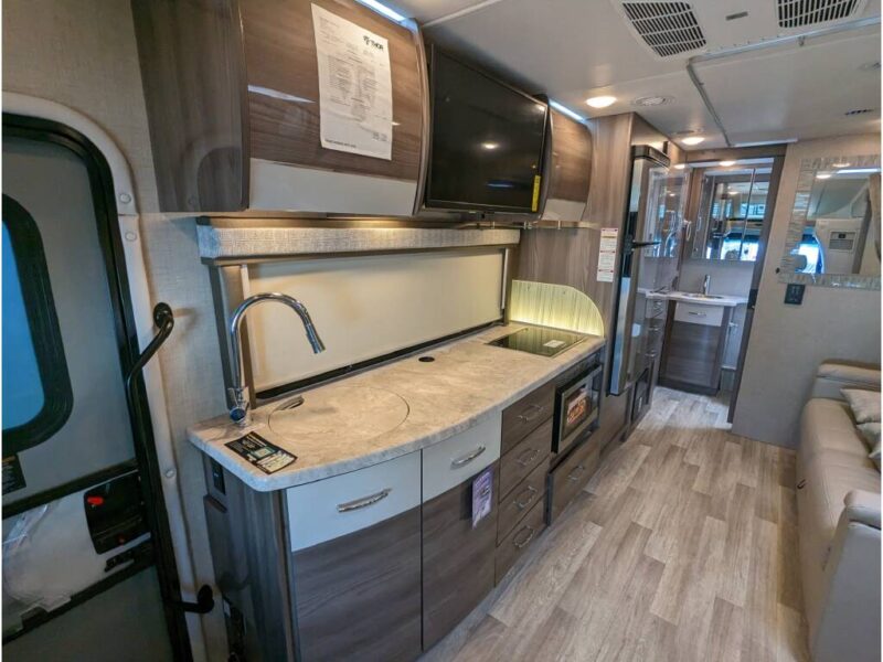 ๐ 2024 Thor Delano โ Luxury Diesel RV Rental | Easy to Drive, Fully Loaded, Adventure-Ready!