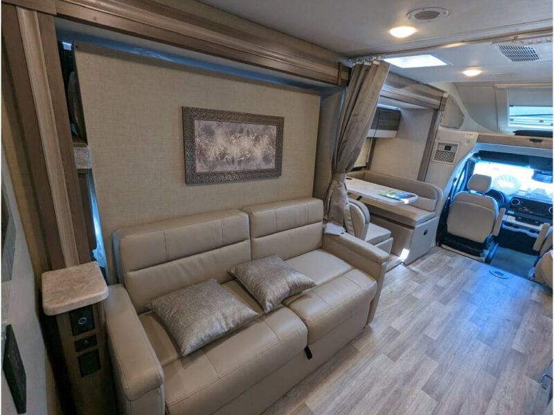 ๐ 2024 Thor Delano โ Luxury Diesel RV Rental | Easy to Drive, Fully Loaded, Adventure-Ready!
