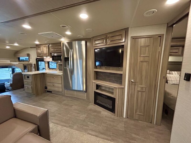 2019 JAYCO SENECA 37K