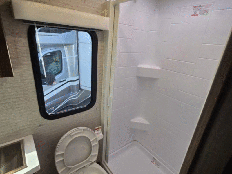 π 2024 Winnebago Navion 24D β Premium Comfort Meets Adventure πβ¨