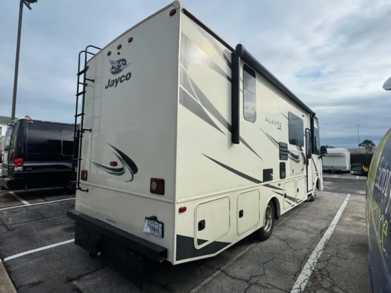 2021 Jayco Alante – Luxury, Comfort, and Performance Await You!