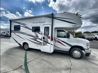 2024 Thor Four Winds 22EF – Easy to Drive, Fully Equipped, Sleeps 6!