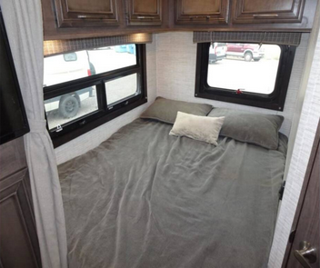 2024 Odyssey 25R – Modern, Comfortable
